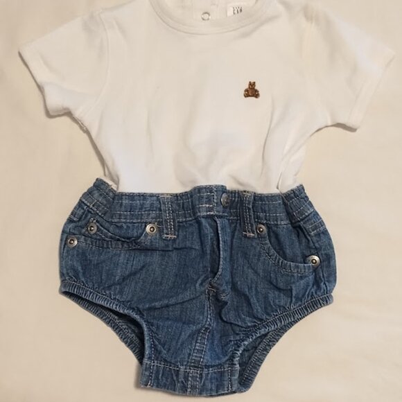 EUC Baby Gap Denim Cotton Soft One Piece 3-6 Months Girls Jean Shorts Blouse - Picture 2 of 9